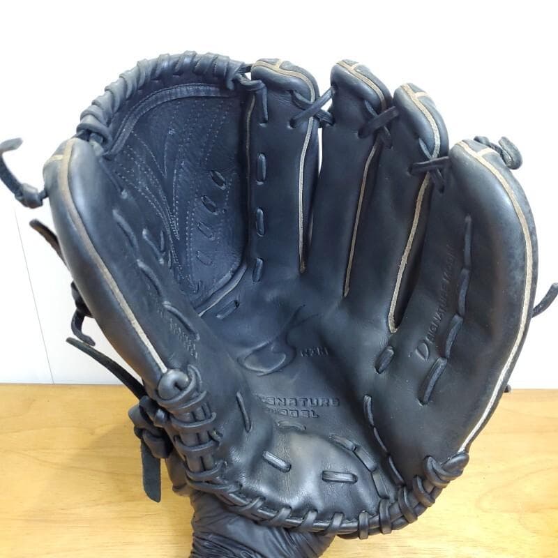 NIKE ナイキ ダルビッシュ有モデル 廃盤品 激レア 投手用 軟式グローブ