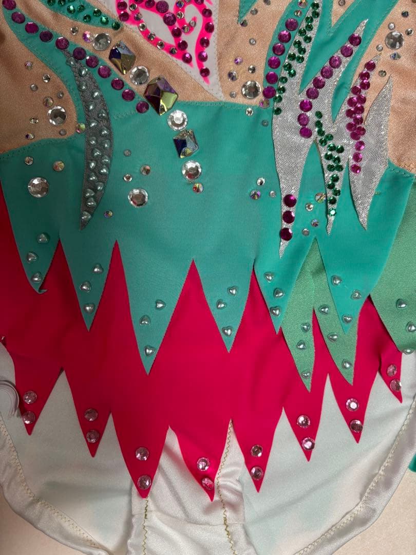 新体操　競技用　大会用　発表会　衣装　レオタード　130 140 サイズ