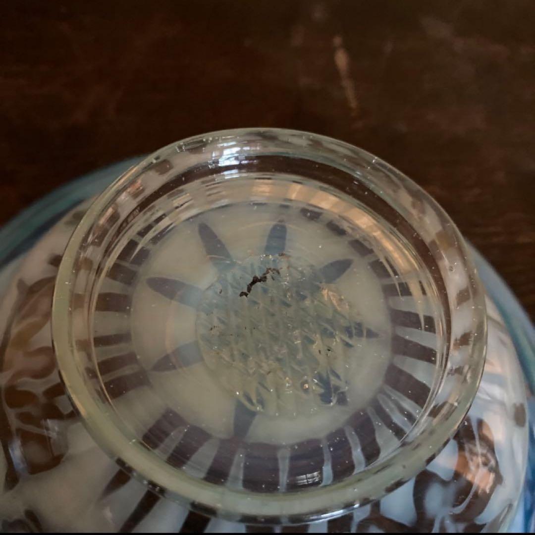 ●大正〜昭和初期 和ガラス器 氷コップ 青色縁 菖蒲に蝶文 乳白色アンティーク