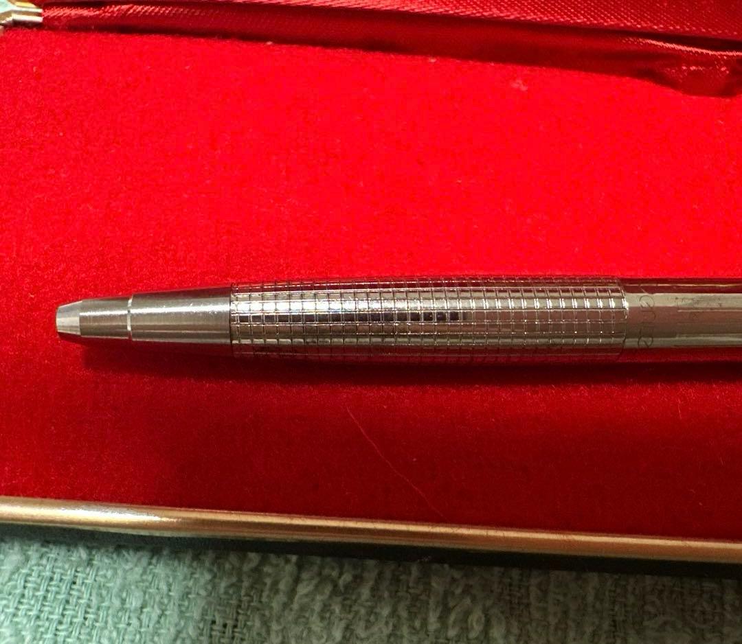 Pentel ペンテル　ボールペン シルバー 〈33〉