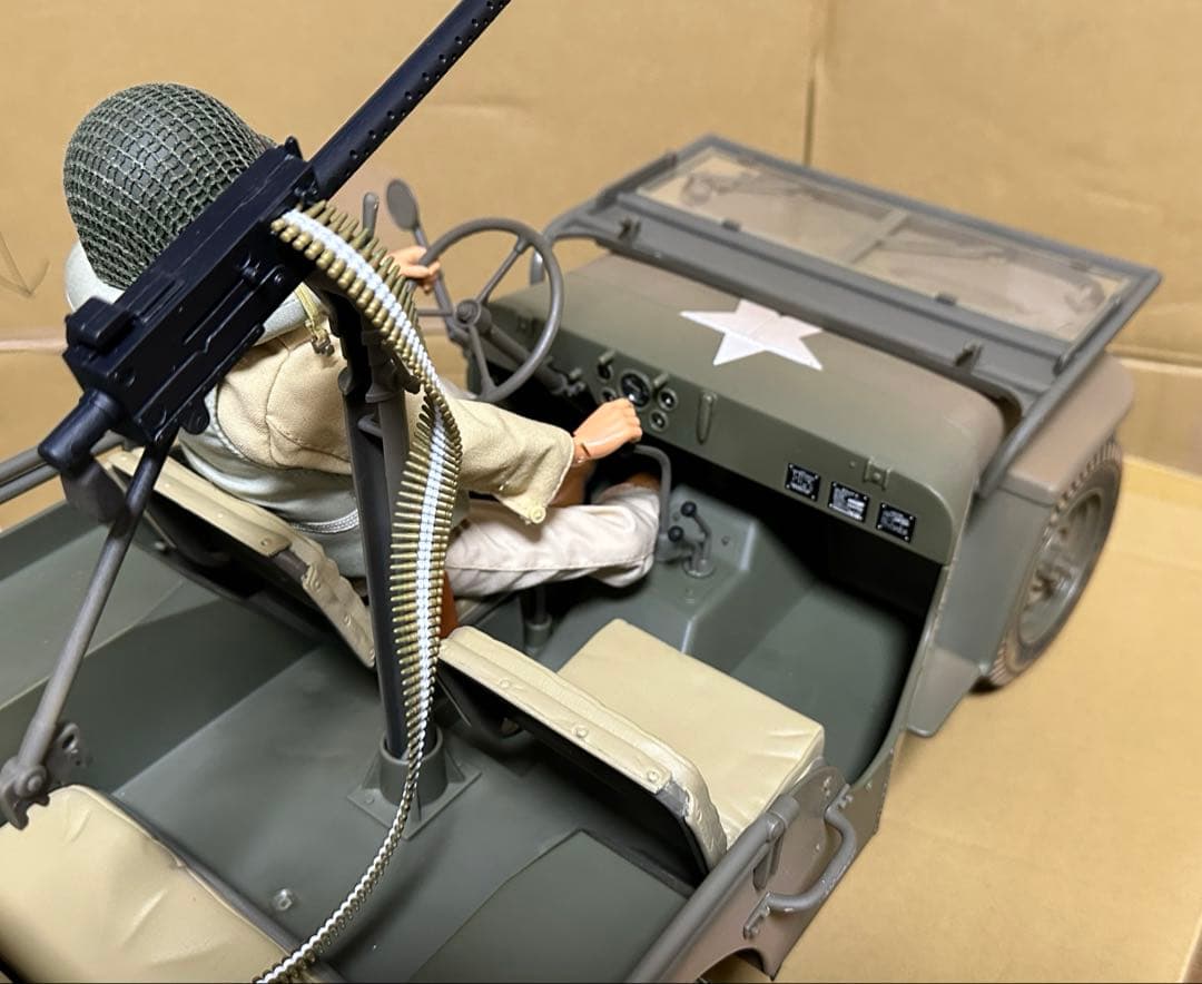 WILLYS JEEP 1/6サイズ　ジープ　フィギュア付き