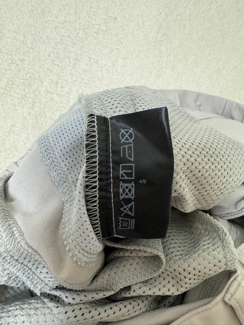 TFW49 ハイブリッドパンツ　ホワイト　メンズSサイズ！！