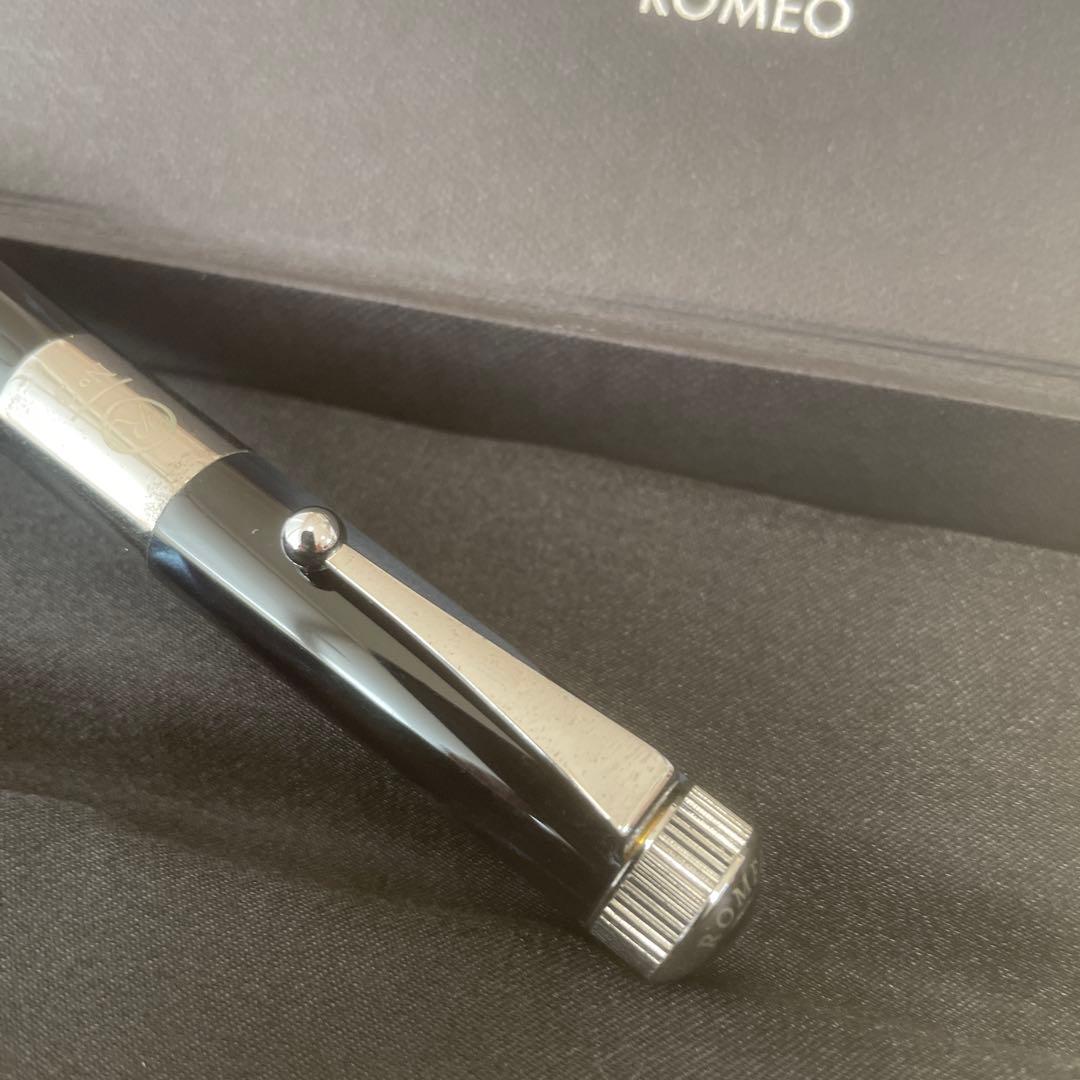 伊東屋　ROMEO No.3ボールペン