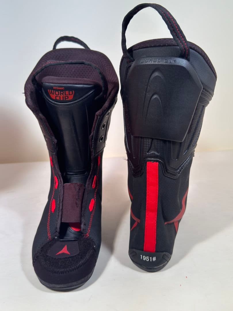 ATOMIC REDSTER TEAM ISSUE 130 スキー ブーツ