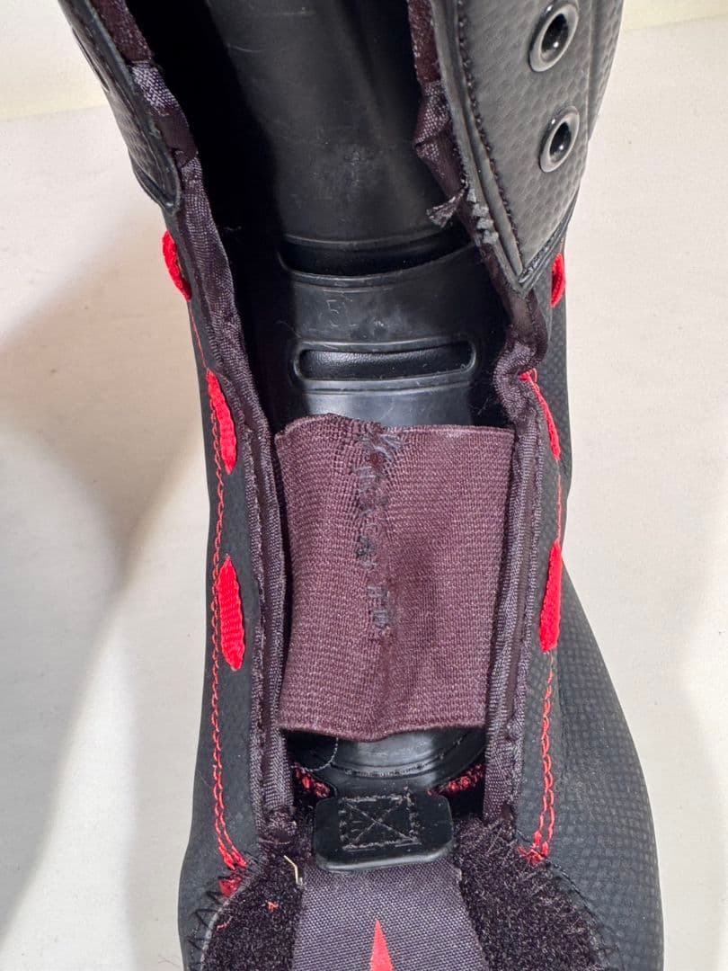 ATOMIC REDSTER TEAM ISSUE 130 スキー ブーツ