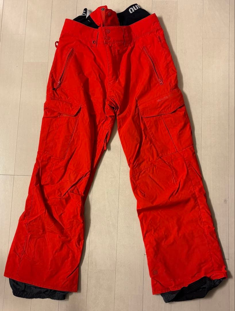 スノーボードジャケットとパンツセット　QuikSilver