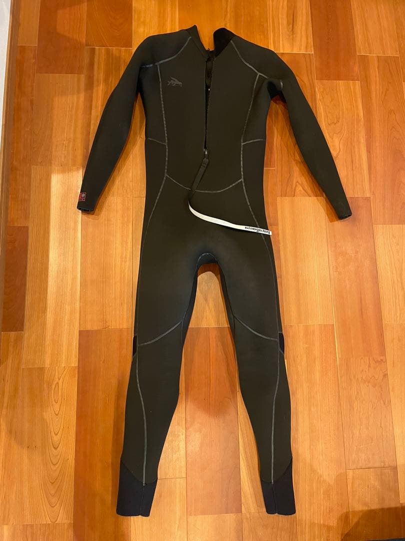 （中古品）Patagonia ウェットスーツ　R4