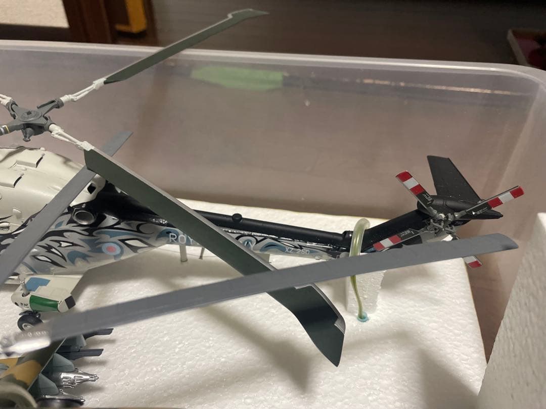 ヘリコプター 模型
