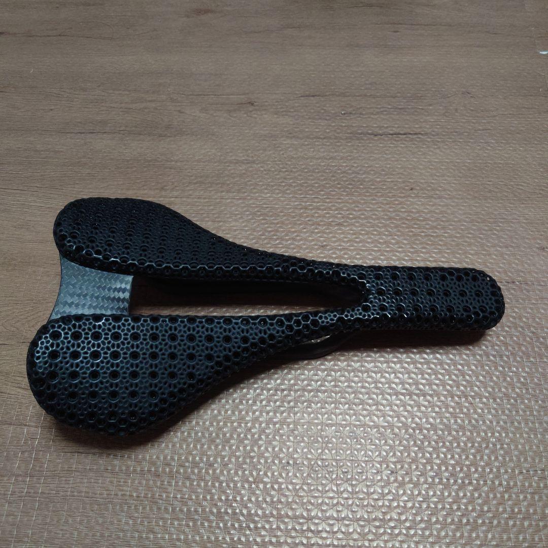 bjorn setka 143mm 3Dサドル