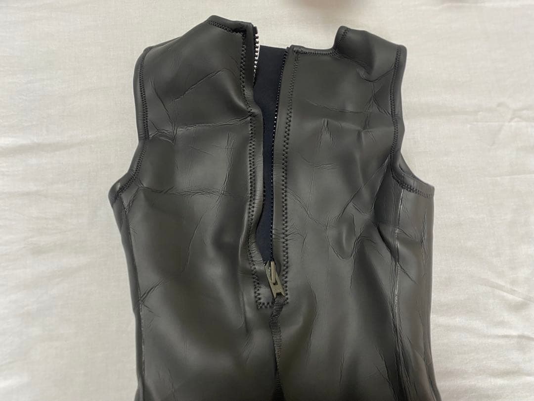 ウェットスーツ　PLAINS