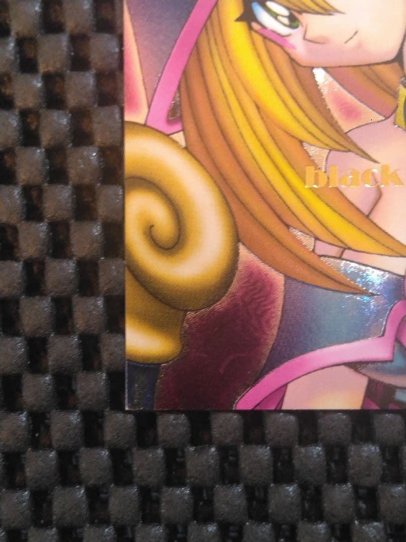 タ*き様 遊戯王　DDM特典　ブラック・マジシャン・ガール　レリーフ　ピンク　文