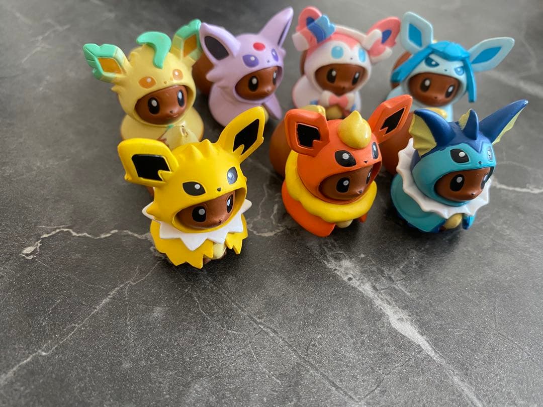 ポケモンセンター ポンチョを着たイーブイ ミニフィギュア 7種セット