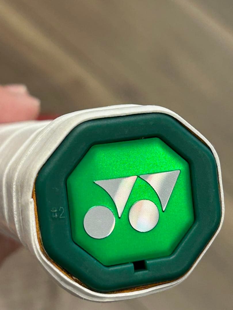 美品　YONEX VCORE 98 G2 ブイコア98ヨネックスレザーグリップ付