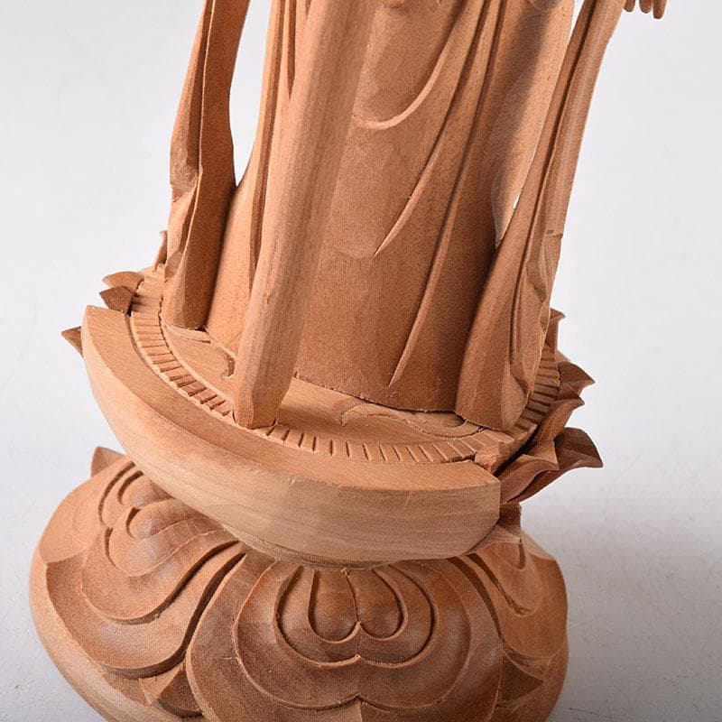 仏教美術　木彫　白檀　観世音菩薩像　仏像　置物　時代箱　C　7585
