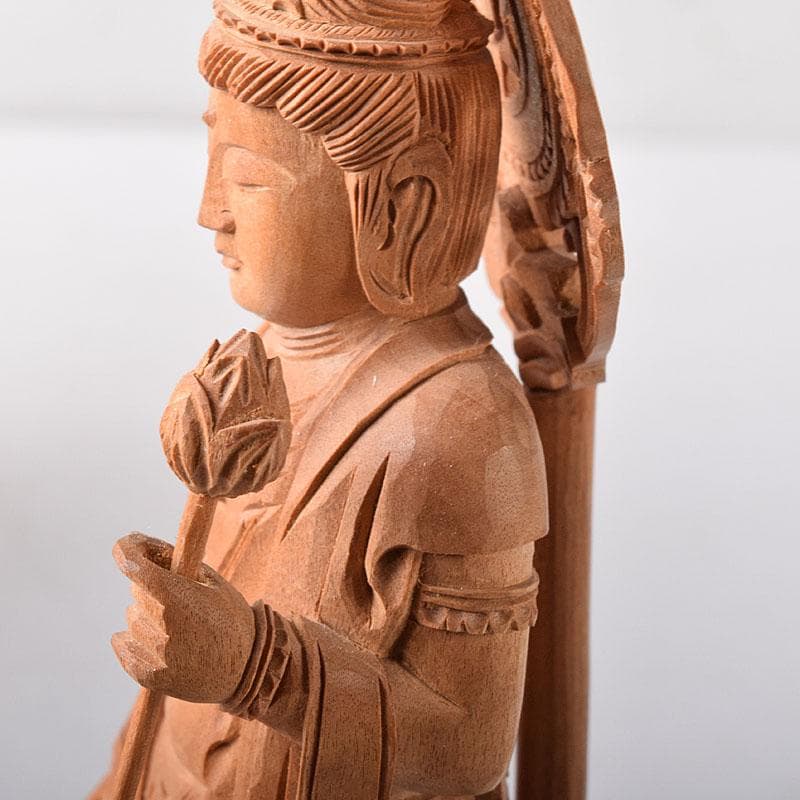 仏教美術　木彫　白檀　観世音菩薩像　仏像　置物　時代箱　C　7585