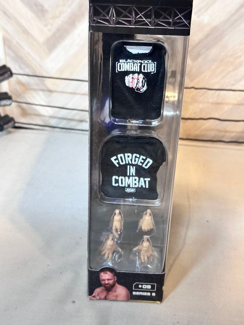 AEW supreme フィギュア　ジョン・モクスリー