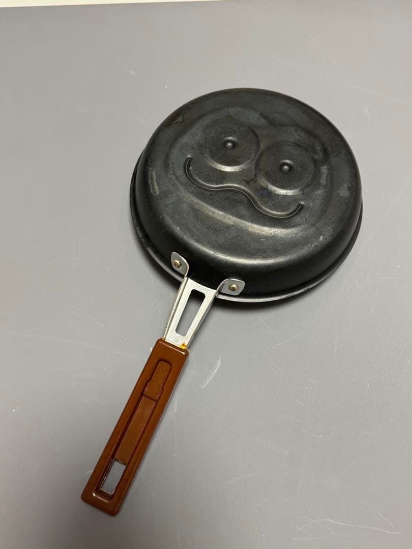 バムとケロ　パンケーキパン(廃盤・希少品)