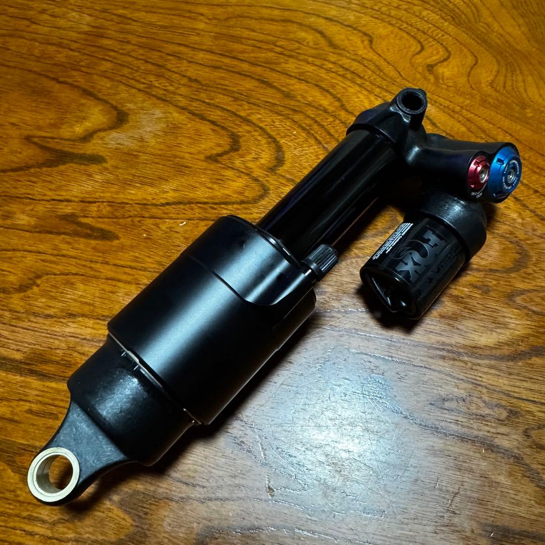 FOX / リアショック / 中古 / 送料無料