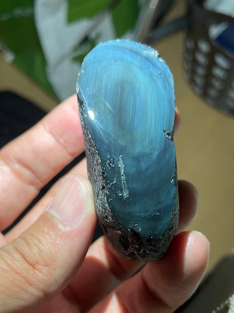 研磨品　十勝石玲瓏　ブルー系シラー　レインボーオブシディアン