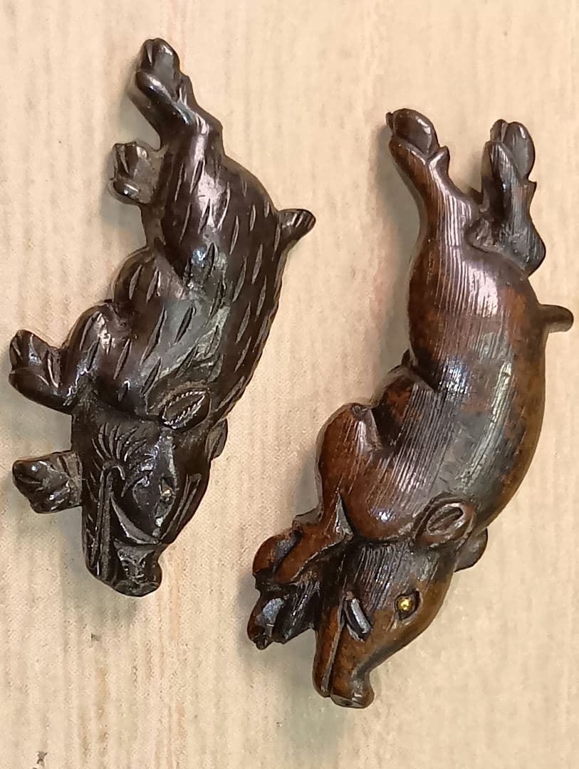 煙草入れ／猪目貫／前金具