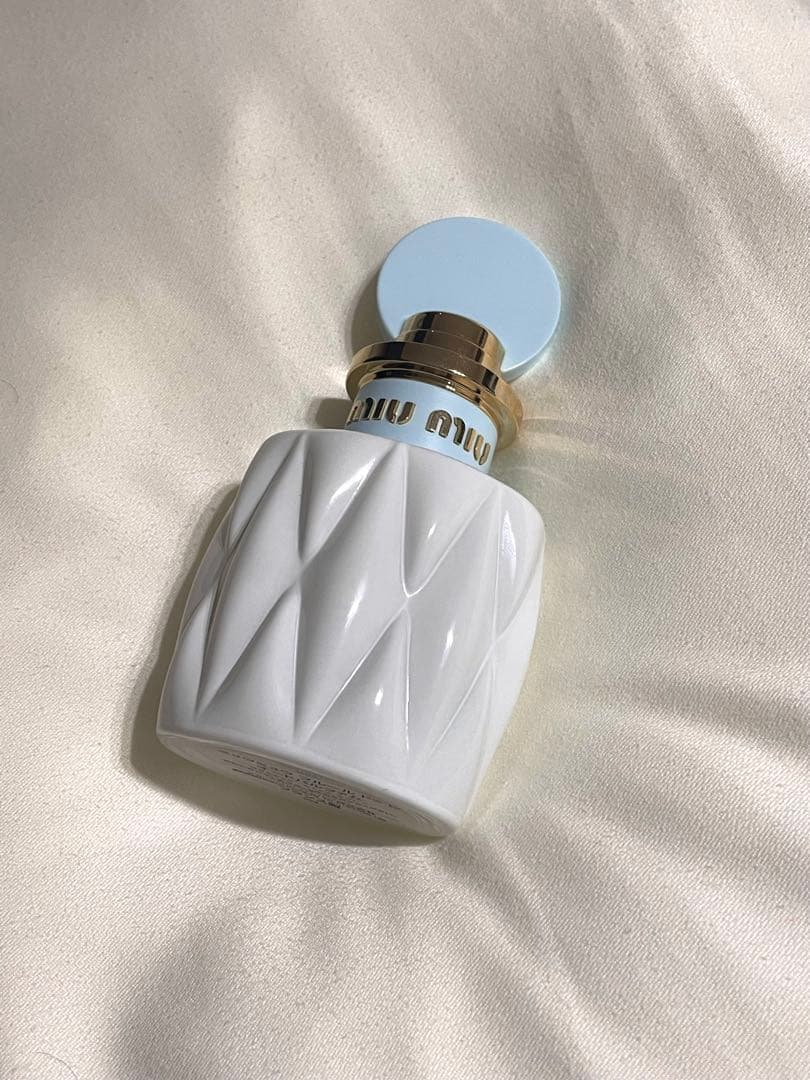 ミュウミュウ ブルー ドゥ レ 50ml オードパルファム
