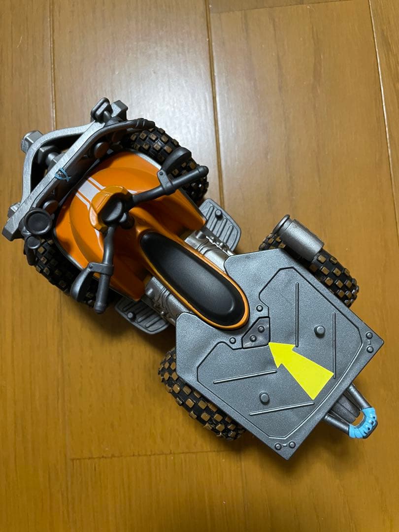 Fortnite Quadcrasher Burnout フィギュア付き