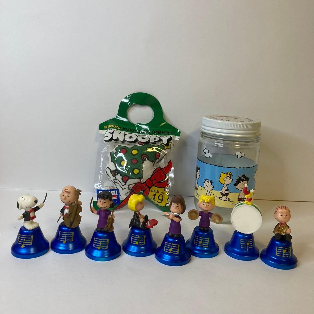 スヌーピー ペプシ ピロードールオーナメント& ペプシボトルキャップ レアな缶他