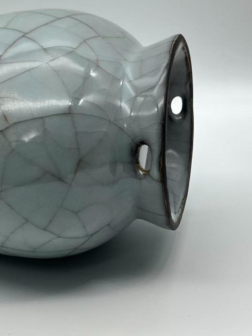 南宋時代 青磁　官汝窯貫耳瓶 汝官窯　【旧家蔵出し】希少貴重(A-92)