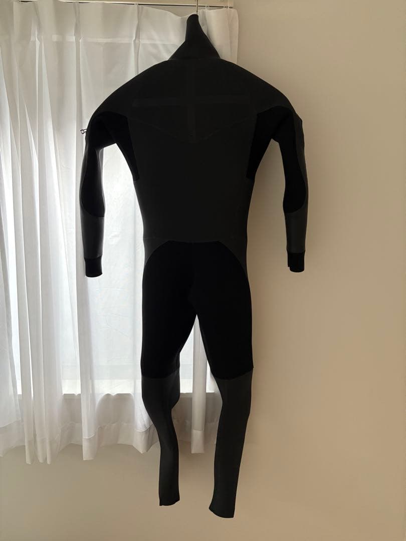 ウェットスーツ　セミドライ 黒
