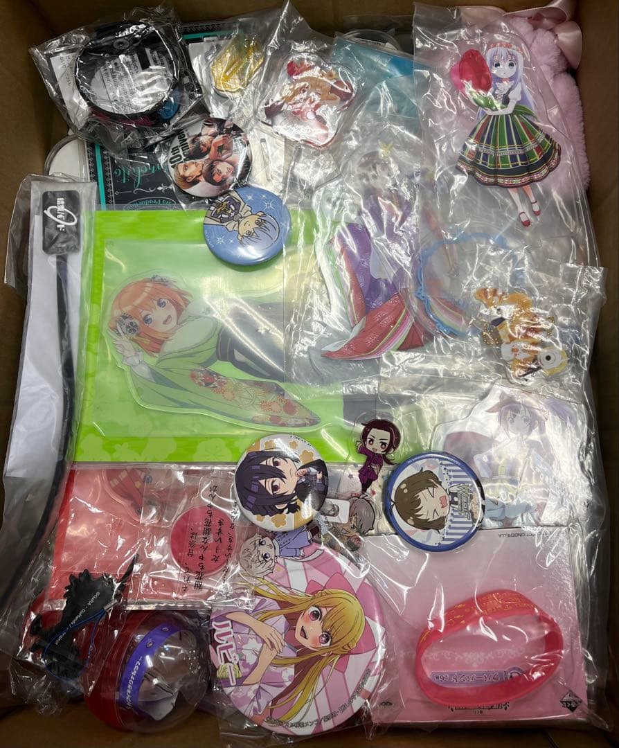 ノンジャンル雑貨　アニメグッズ　300個以上　大量まとめ売り　K