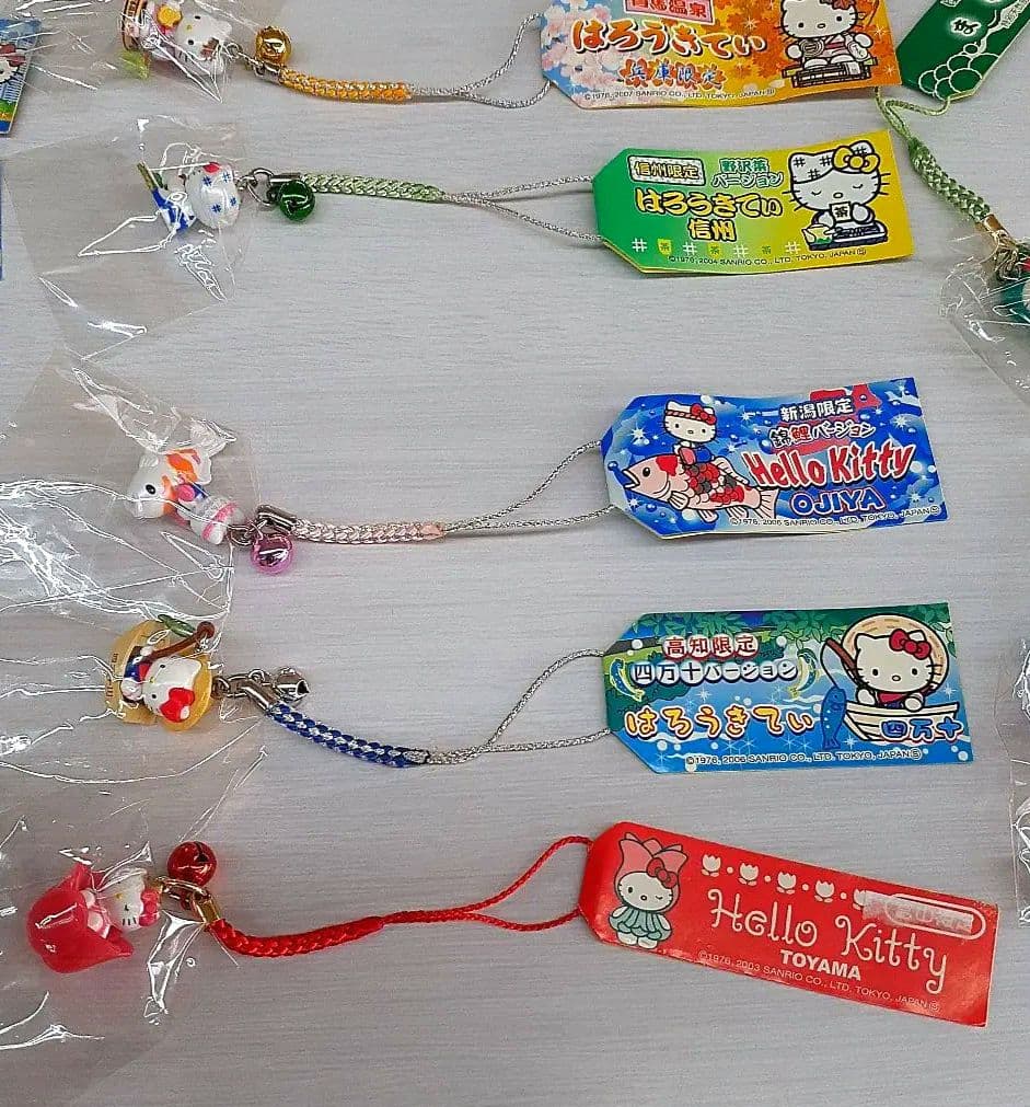 【ハロウキティ】ご当地キティ根付けストラップ　38種類(全39個)　希少品多数