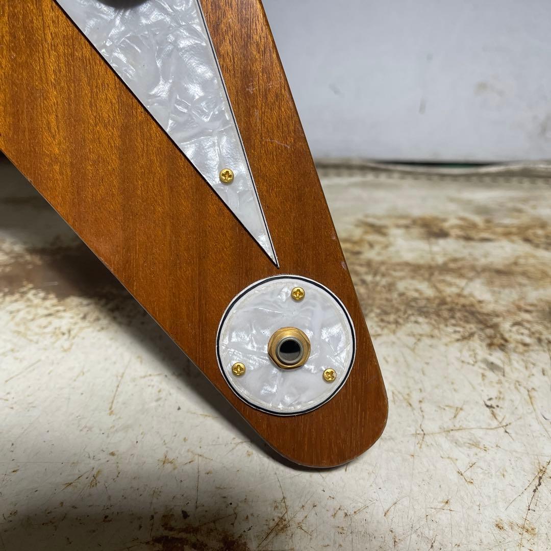 ジ*ン様 V型エレキギタージャンク商品