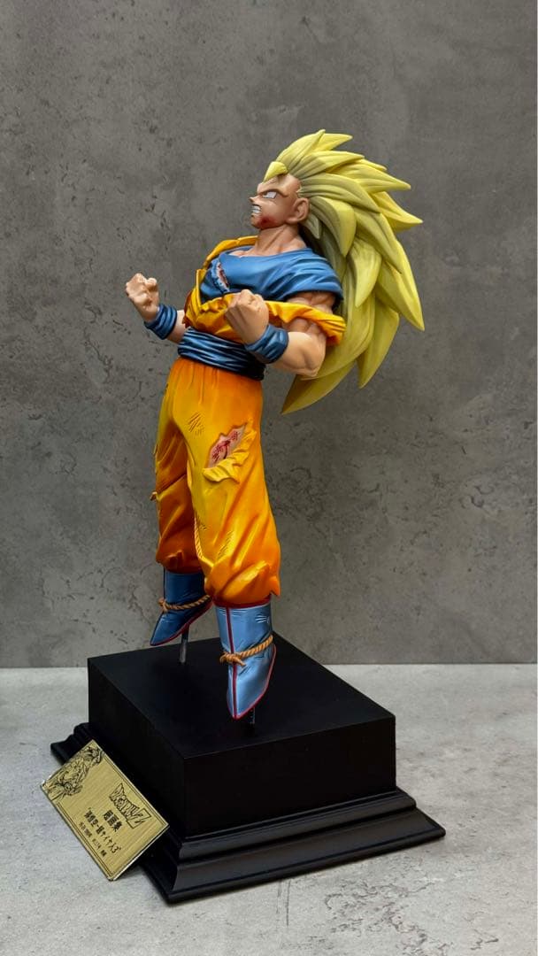 ドラゴンボール孫悟空 ssj3 フィギュア台座付き