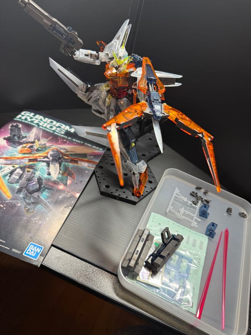 MG 1/100 ガンダムキュリオス ［クリアカラー］完成品