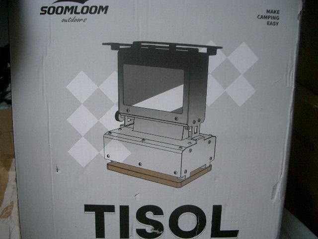 0210 新発売 軽量チタン調 アイロンストーブ 炎鑑賞 キャンプ 灯油 小型