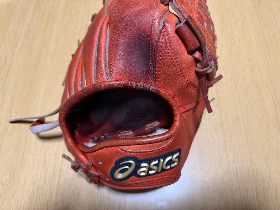asics 投手用　硬式グローブ