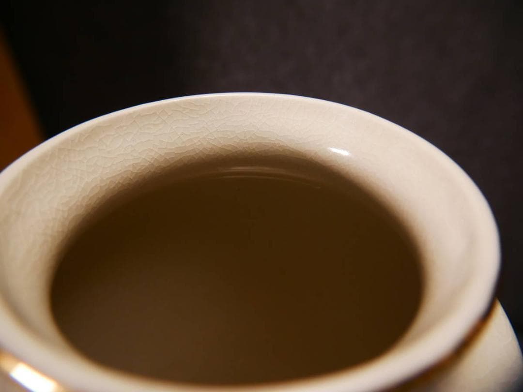 限定値下　長期保管品　特選花瓶　陶器　箱付き　高さ31㎝　幅12㎝　4409