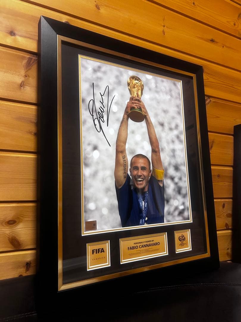 価格相談可 Fabio Cannavaro 直筆サイン 額装 鑑定書付 オート