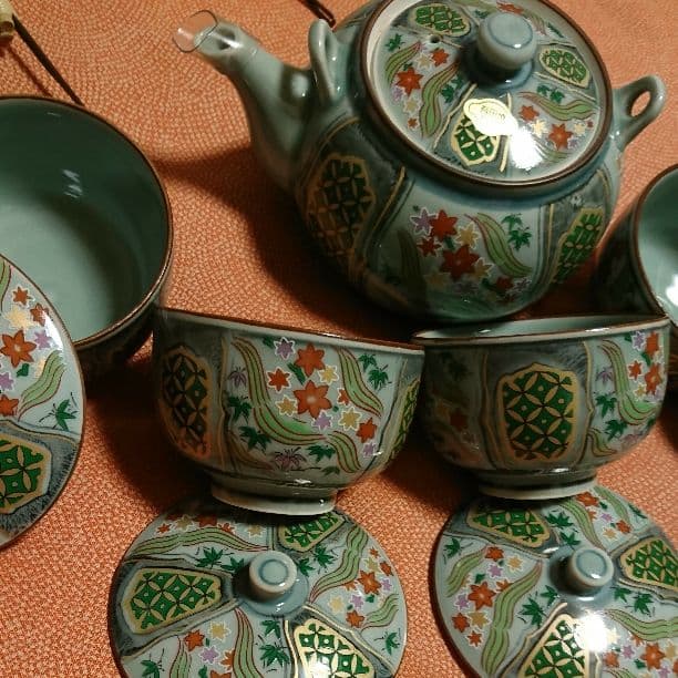 昔の有田焼！急須！蓋付き湯飲み茶碗4個セット！