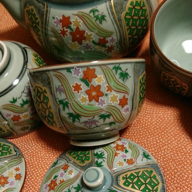 昔の有田焼！急須！蓋付き湯飲み茶碗4個セット！