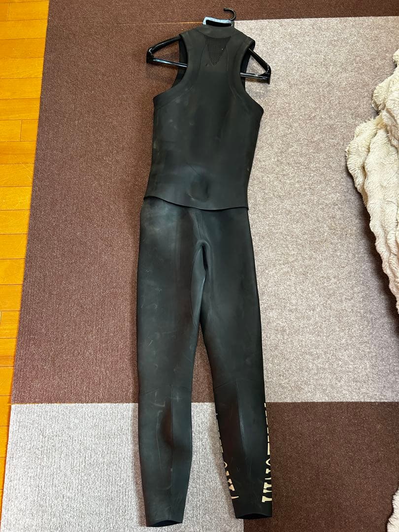 ウェットスーツ　トライアスロン用　ATHLONIA メンズ　Lサイズ