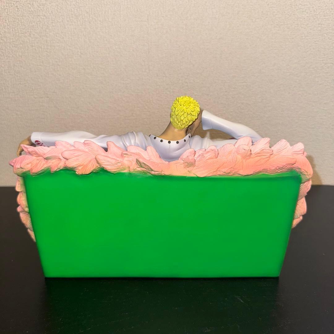 ワンピース アーカイブコレクション ドンキホーテ・ドフラミンゴ フィギュア