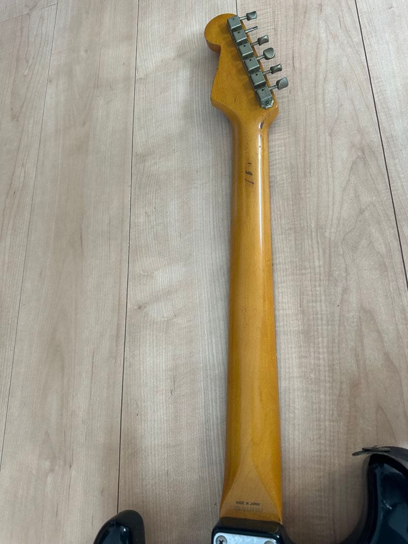 Fender ストラトキャスター ブラック