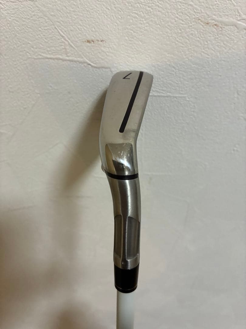 SIM2 MAX 7番アイアン　カーボンシャフト　フレックスL レディース