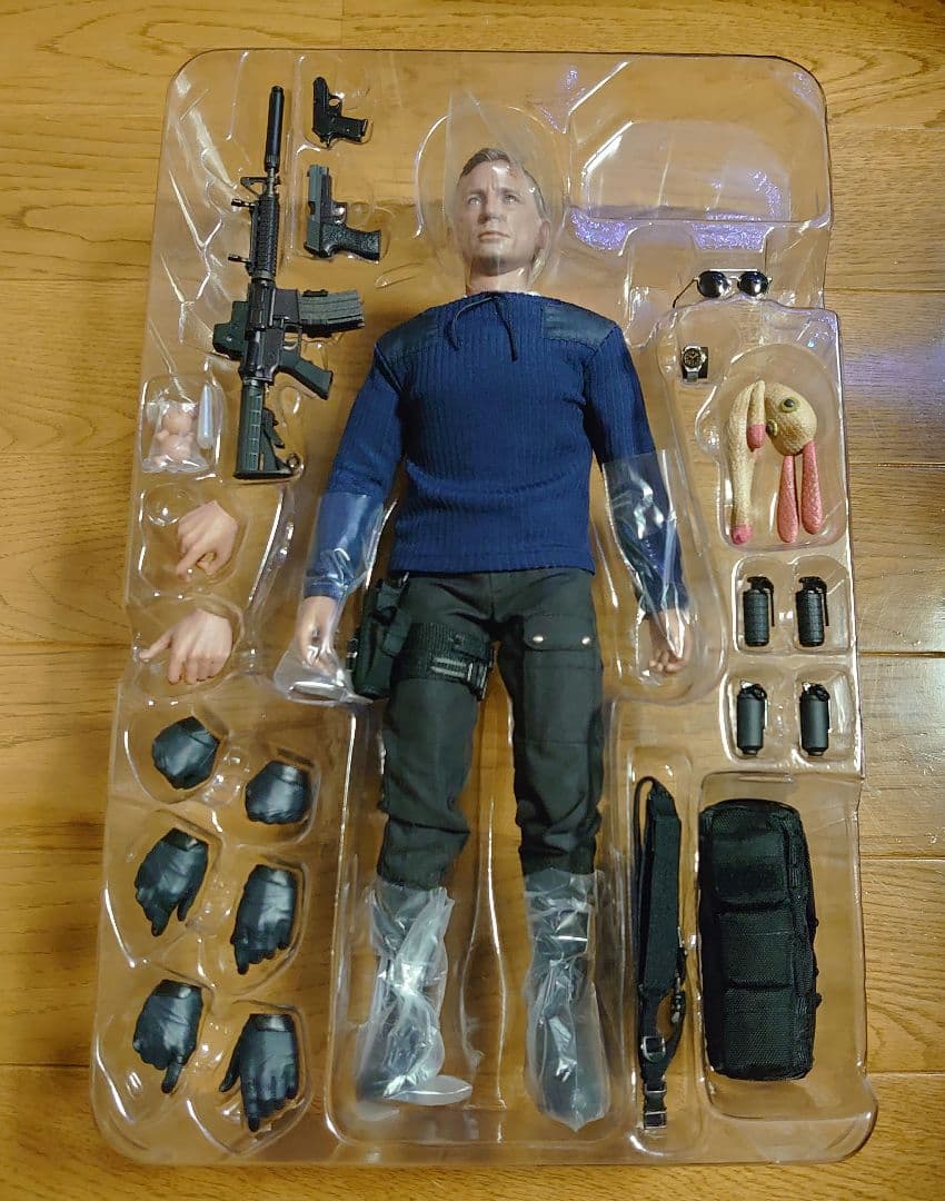 フタバダンディー商品ホットトイズ ジェームス・ボンド 1/6 フィギュア