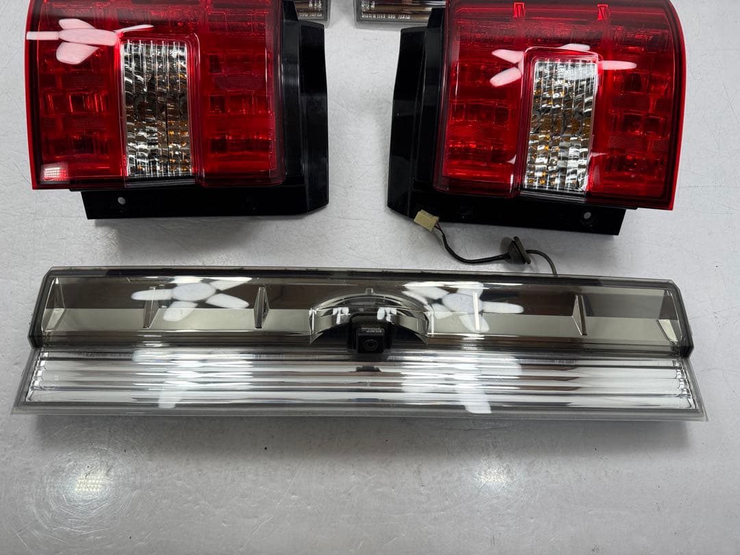 デリカD:5 左右 テール ライト テールランプ 5点セット