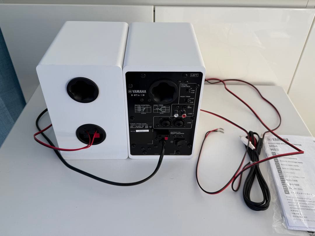 ヤマハ　HS3W　モニタースピーカー　ホワイト付属品完備　ケーブルおまけ