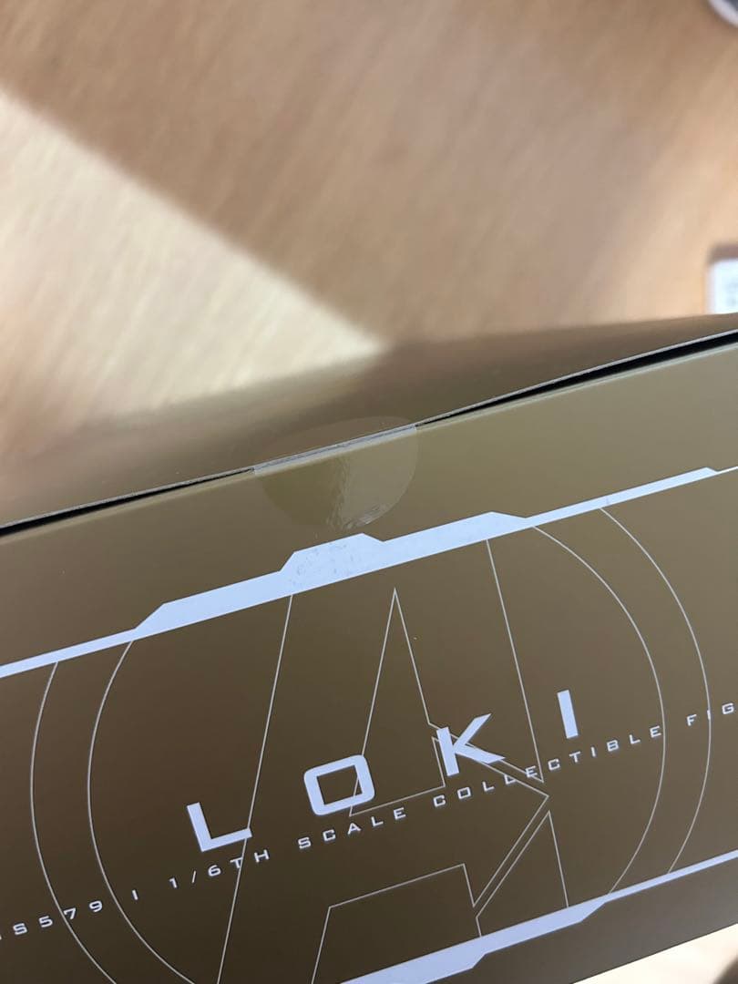 ホットトイズ　ロキ　直筆サイン入り　アベンジャーズ　エンドゲーム