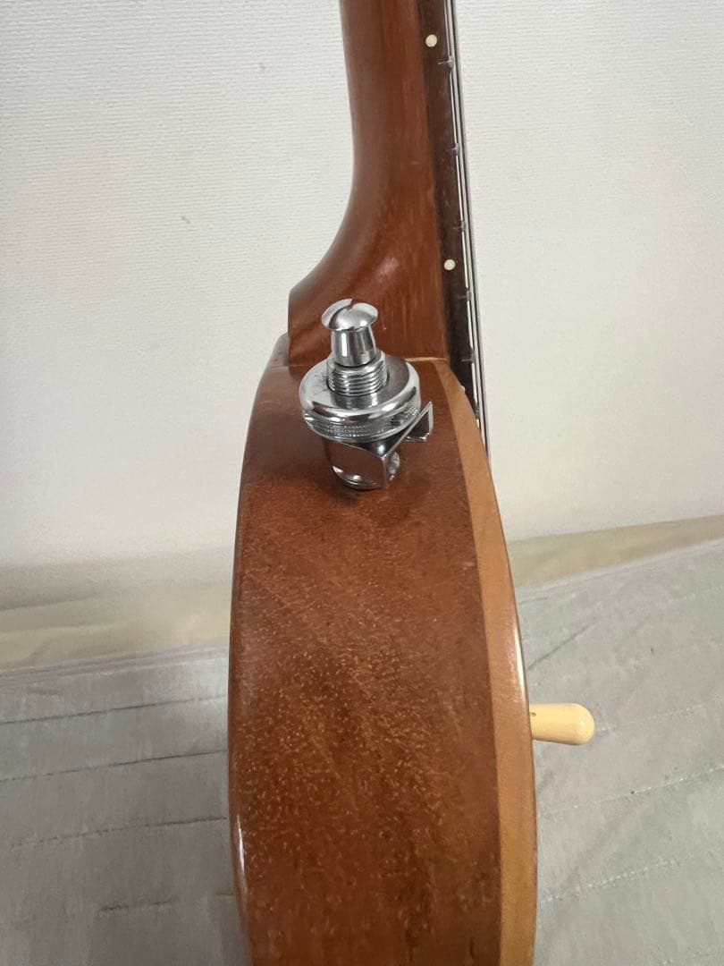 Gibson Les Paul Tribute 2017T ゴールド