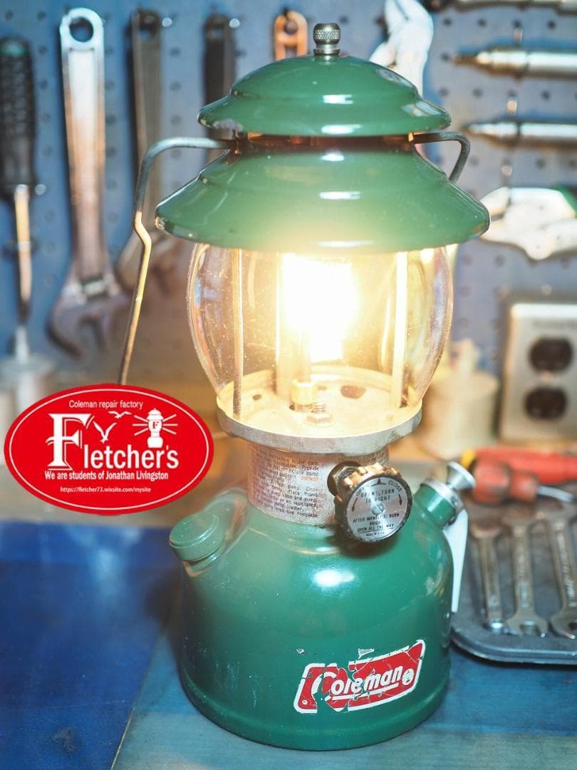 1980年11月 コールマン 200A ランタン (通称ブラックバルブ) t78